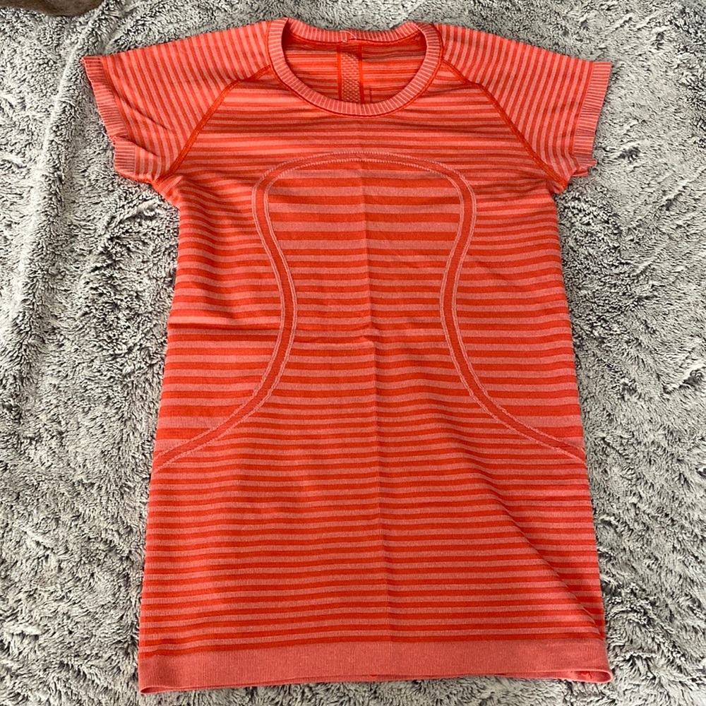 Swiftly Tech Short Sleeved Peach/Orange Striped